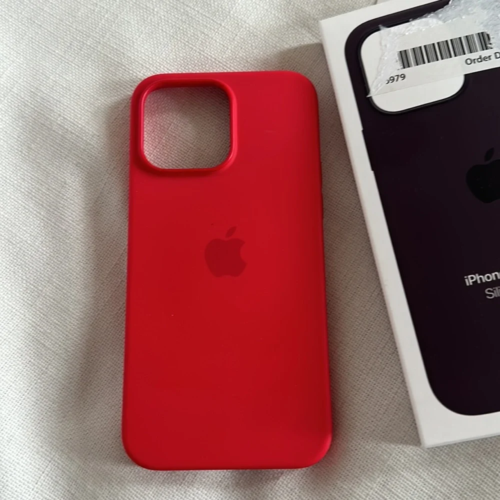 iPhone 14 Pro Max MagSafe cases